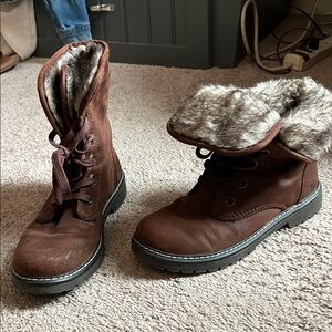 Brown Fur-Lined Women's Boots